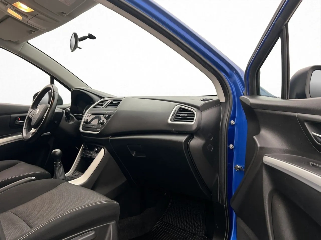 Vehicle image 22