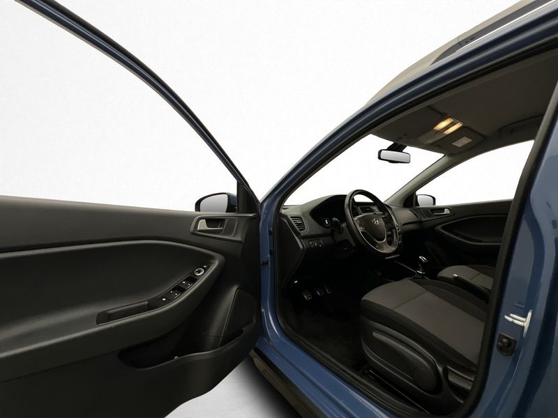 Hyundai i20 bild 9