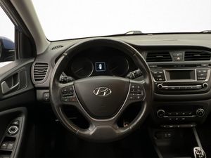 Hyundai i20 bild 12