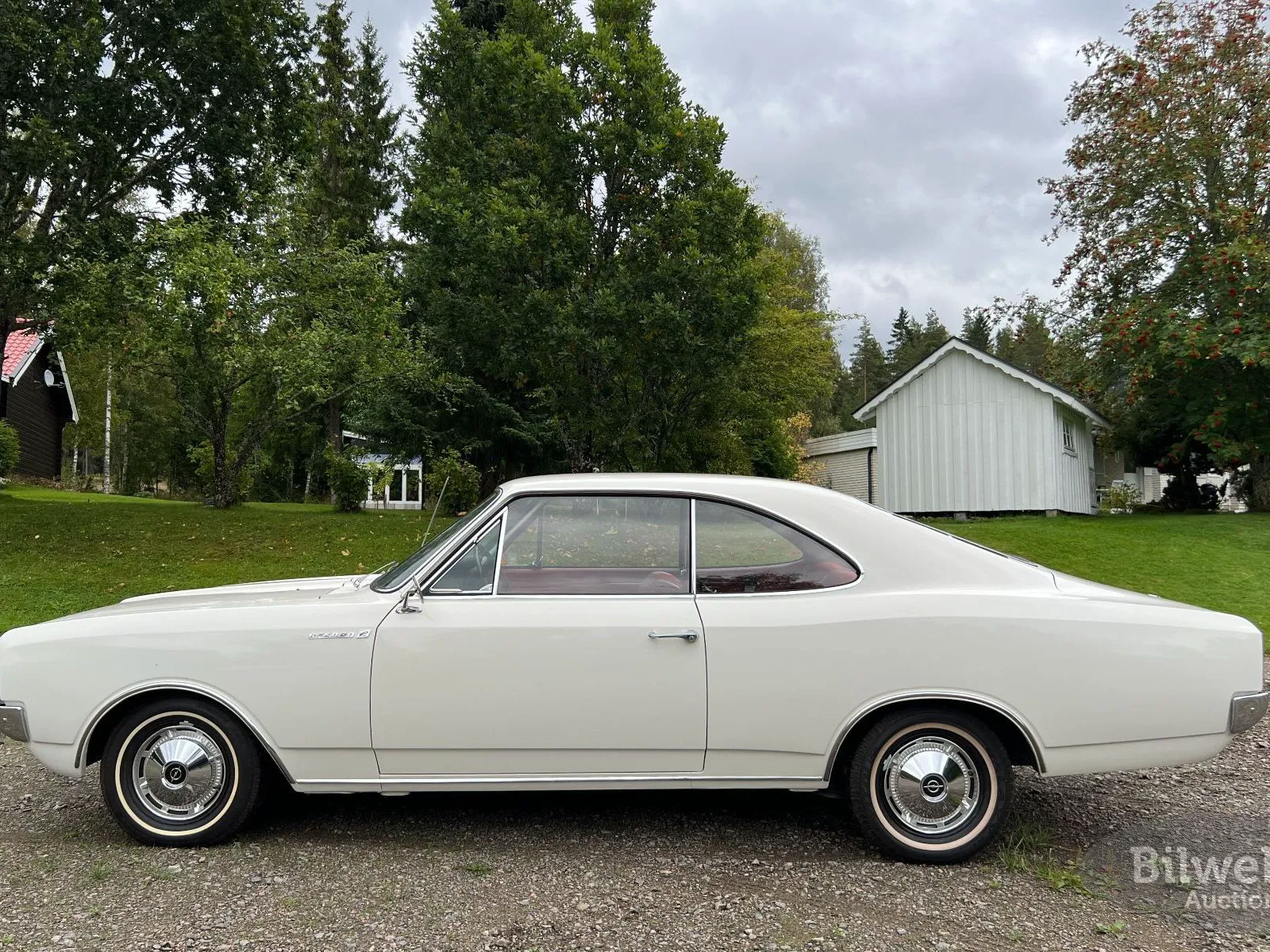 Vehicle image 56