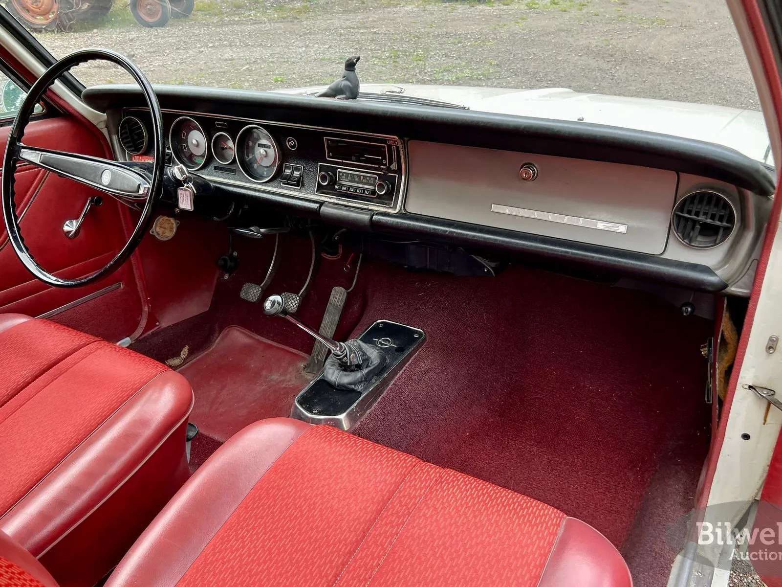 Vehicle image 23