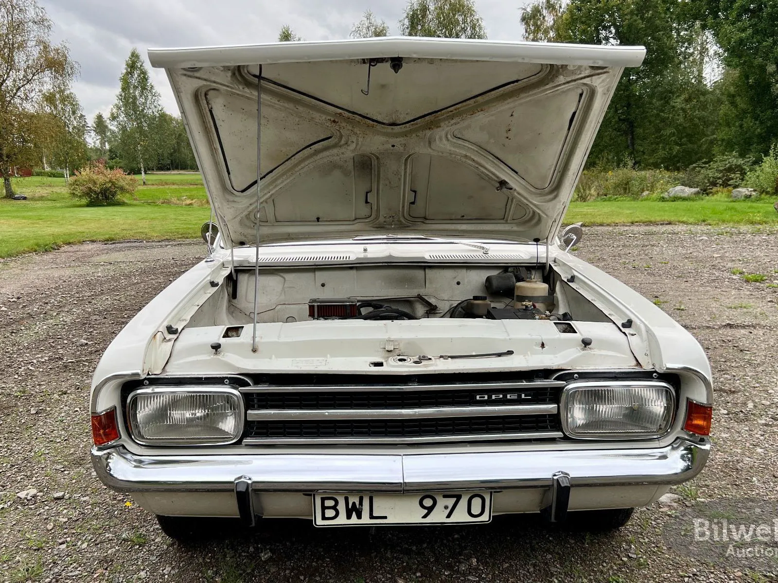 Vehicle image 36