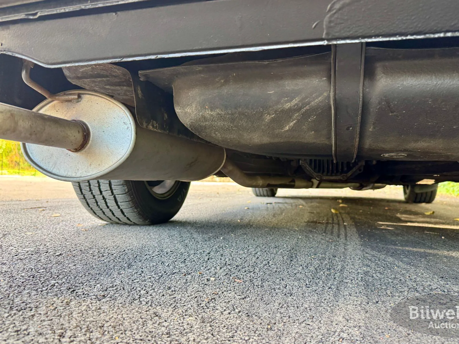 Vehicle image 114