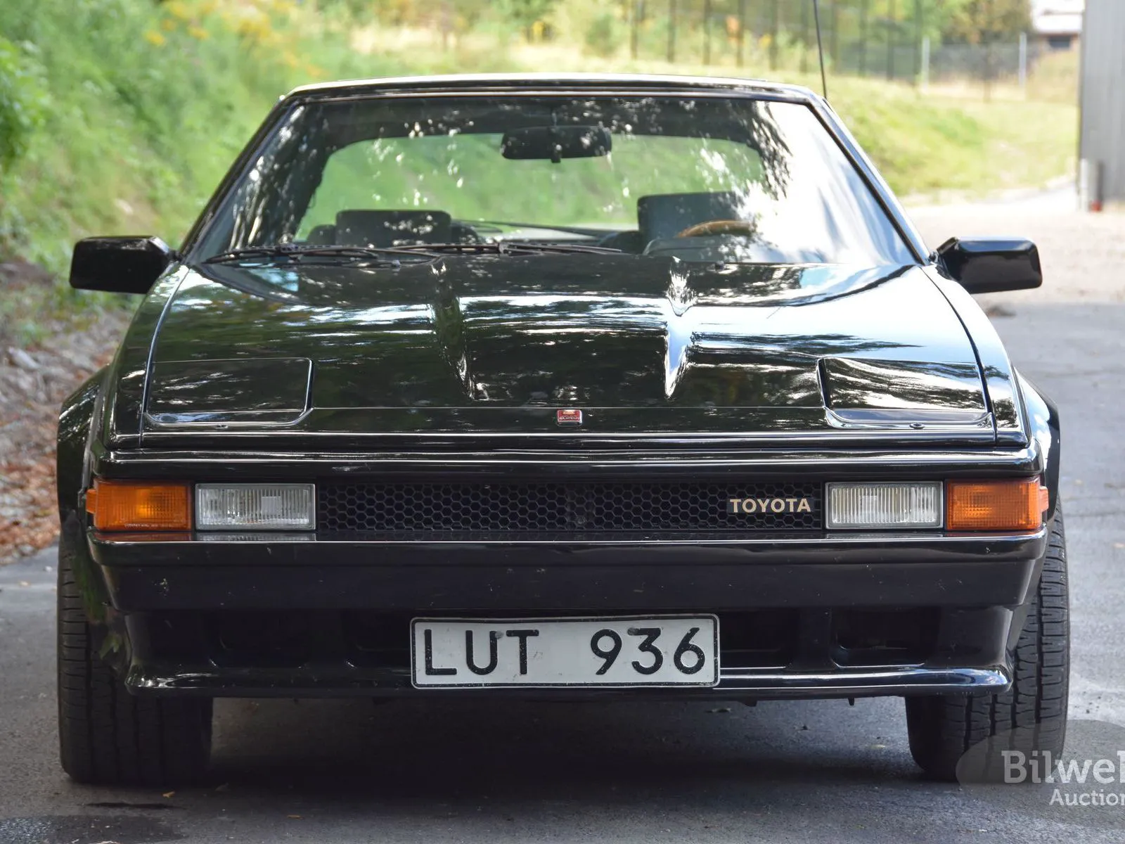 Vehicle image 20