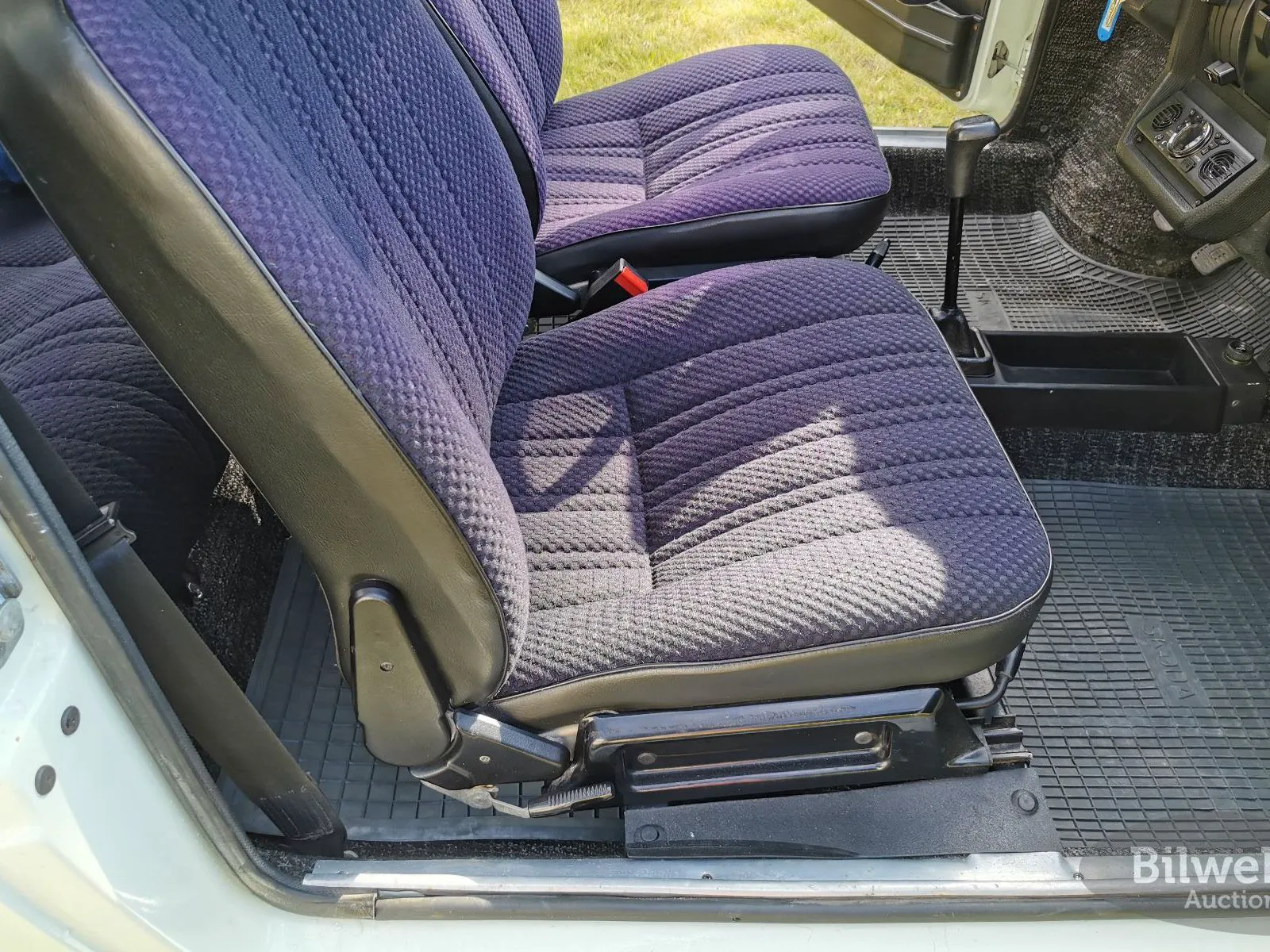 Vehicle image 31