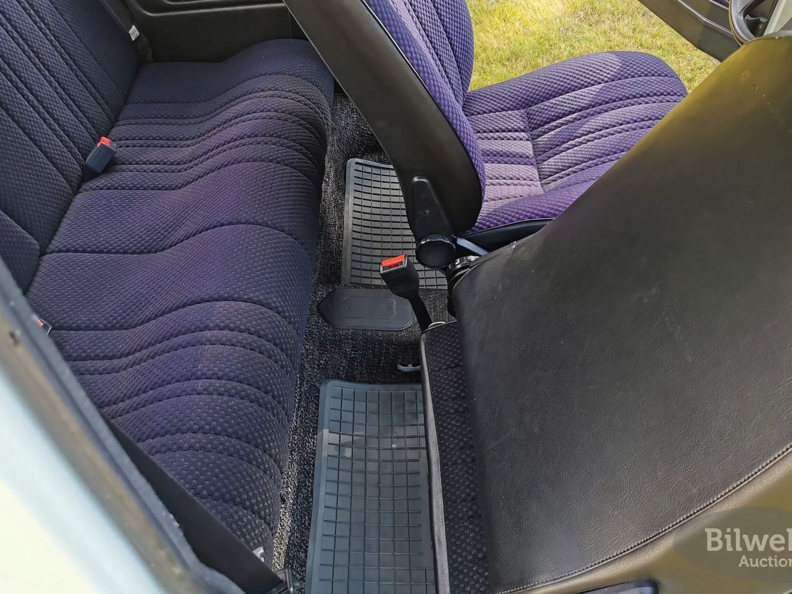 Vehicle image 36