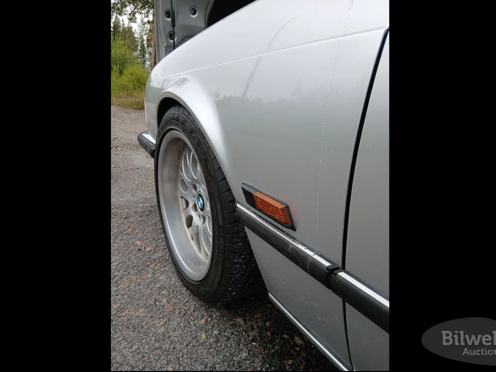 Vehicle image 50