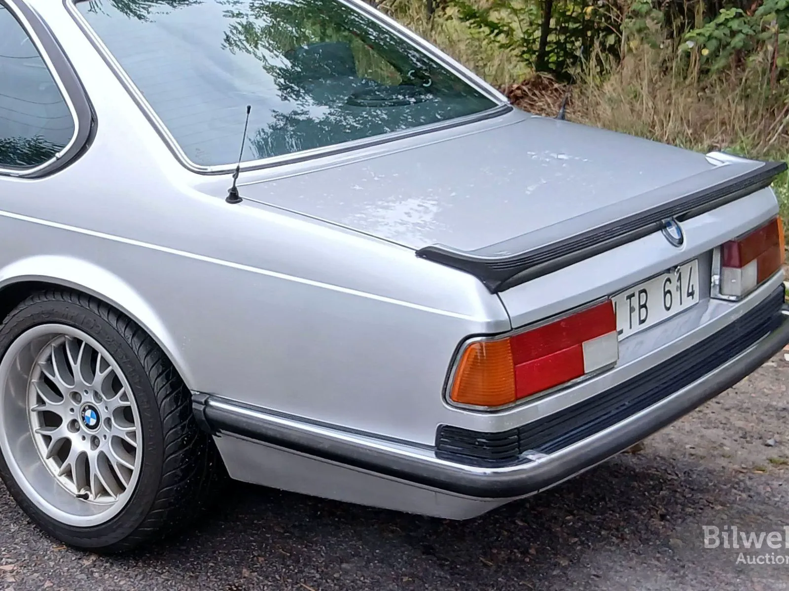 Vehicle image 40