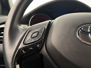 Toyota C-HR bild 14
