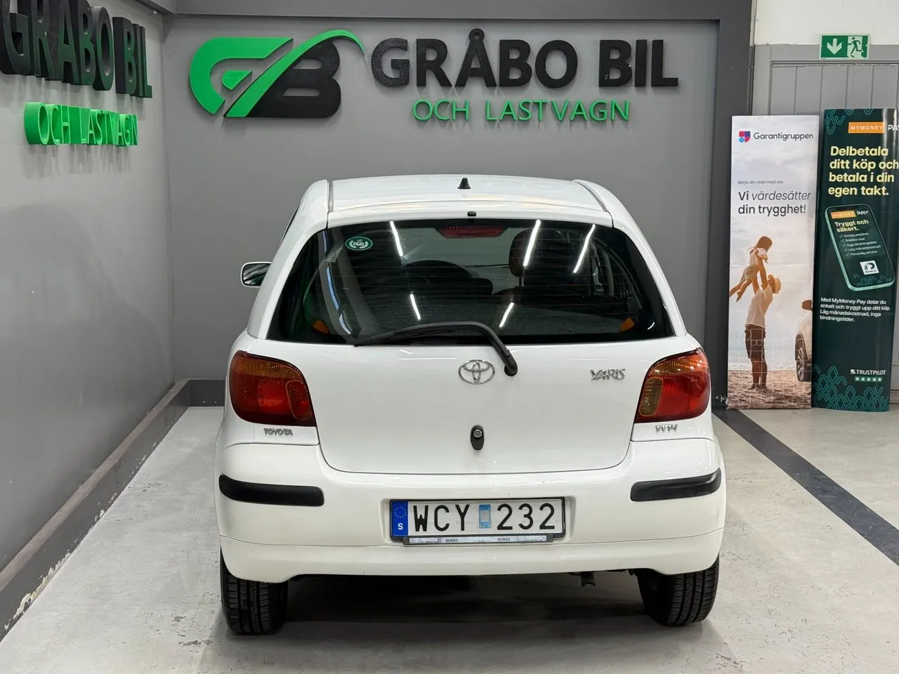 Vehicle image 7
