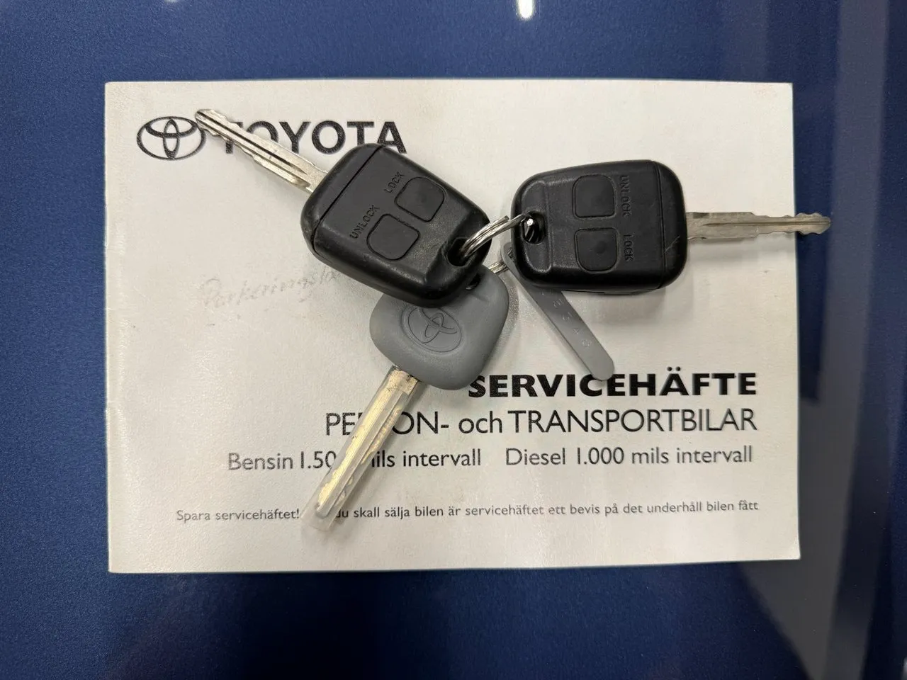 Vehicle image 18