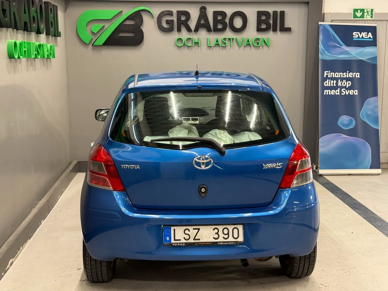 Vehicle image 7