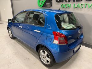 Toyota Yaris bild 3