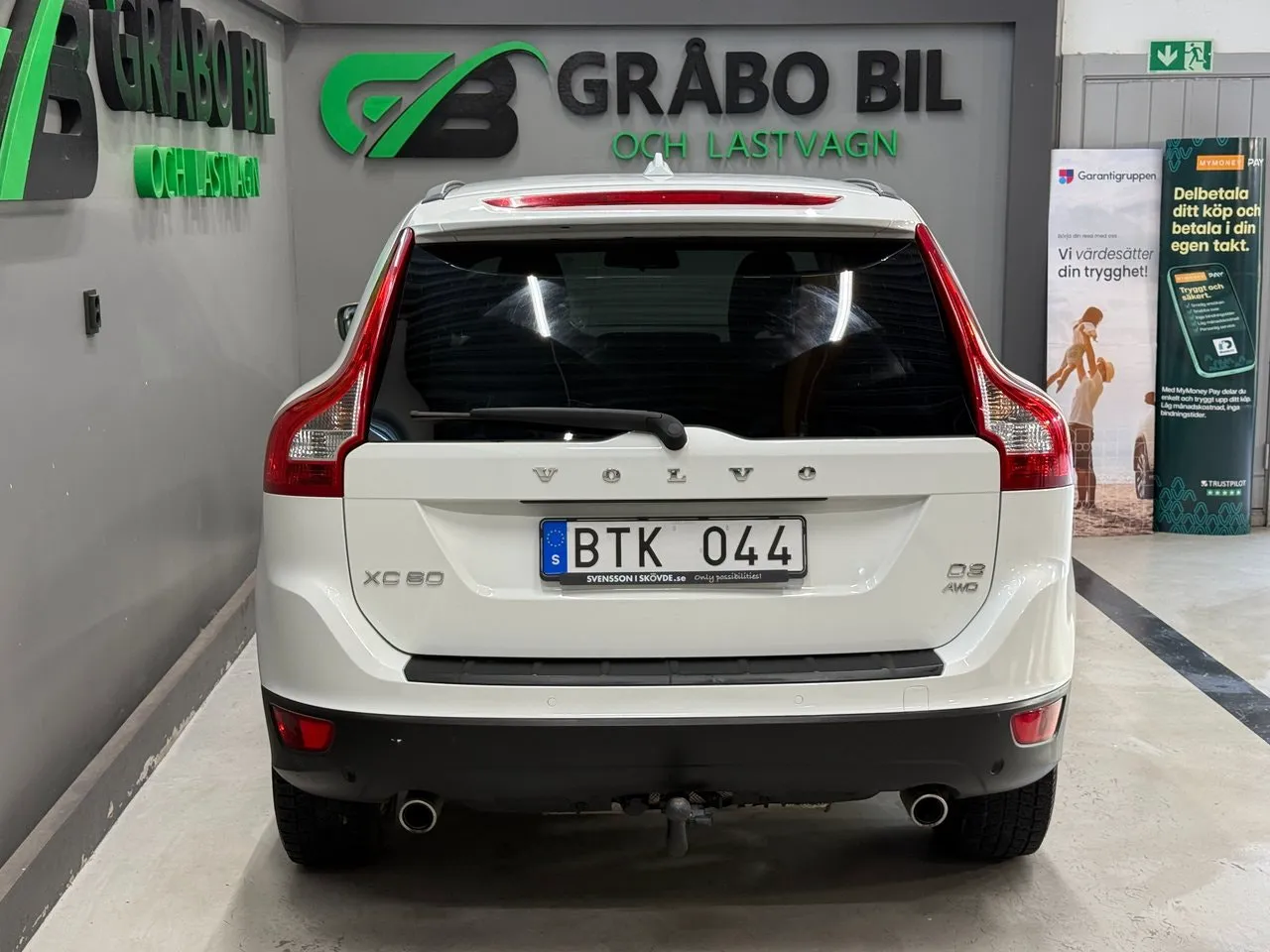 Vehicle image 7