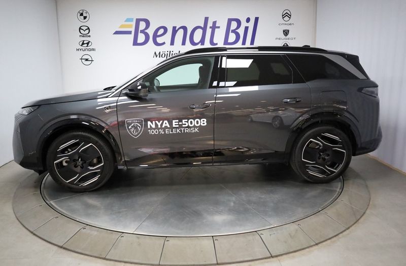 Peugeot e-5008 bild 8