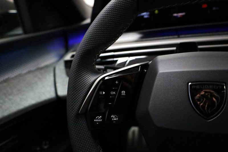 Peugeot e-5008 bild 10