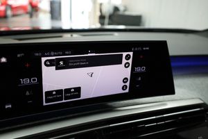 Peugeot e-5008 bild 33