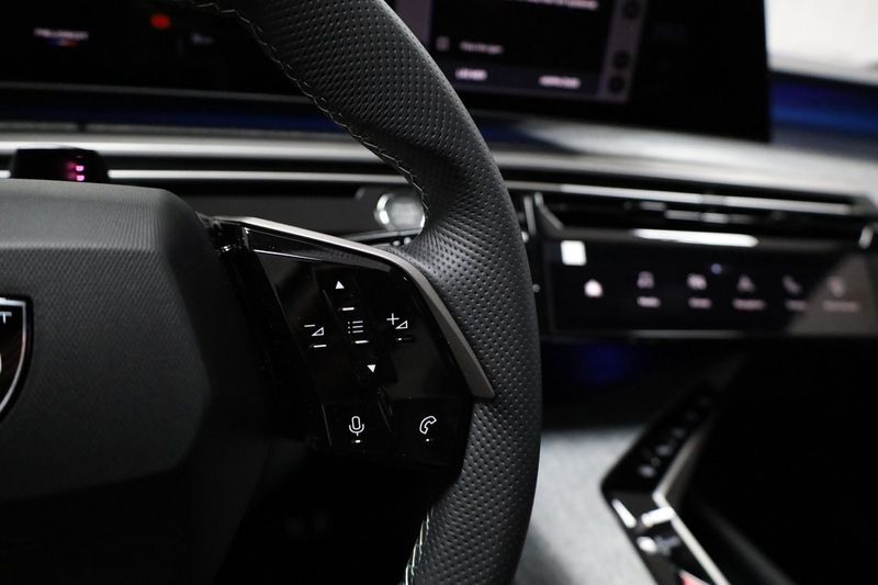 Peugeot e-5008 bild 9