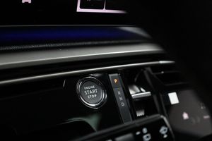 Peugeot e-5008 bild 7