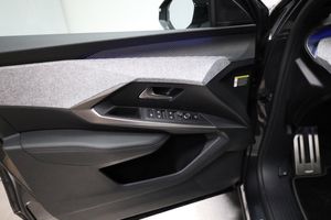 Peugeot e-5008 bild 25
