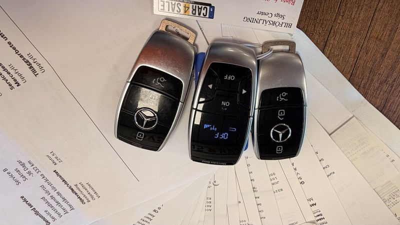 Mercedes E220 bild 23