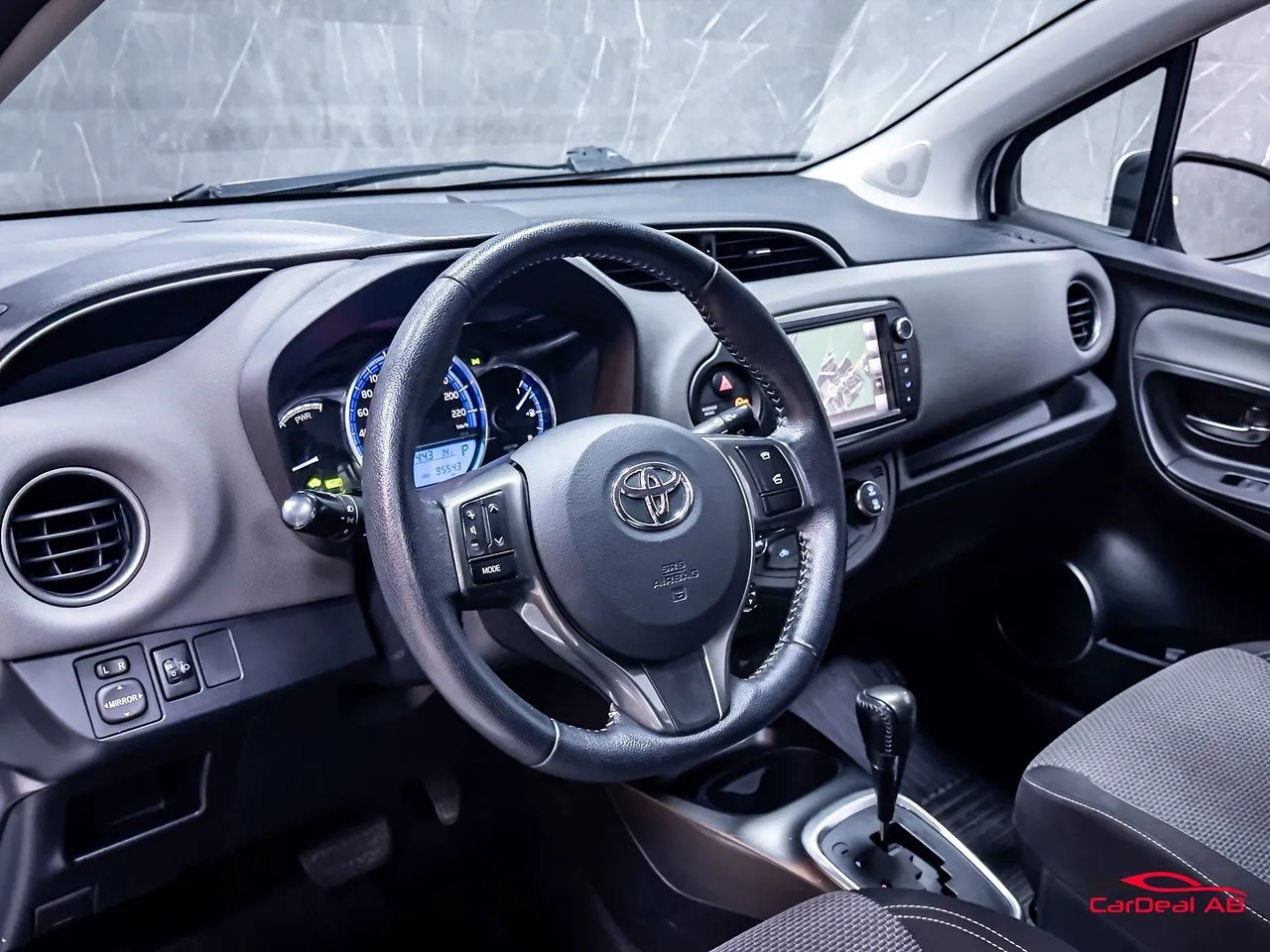 Vehicle image 11