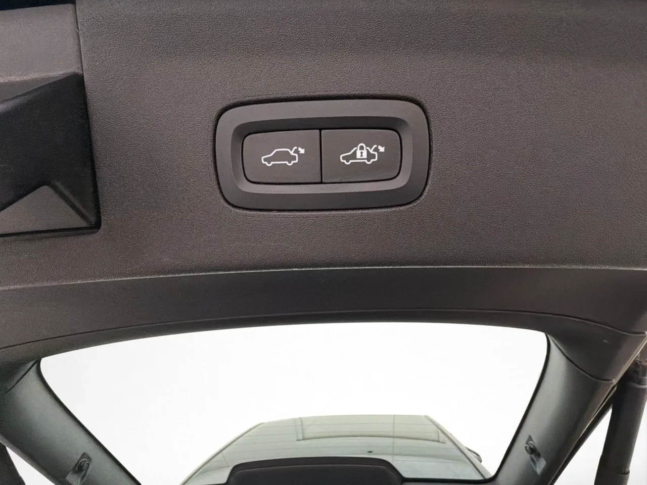 Vehicle image 29