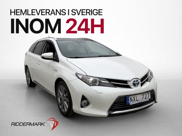 Toyota Auris Hybrid Executive Pano Halvskinn Kamera Navi - 2013