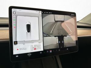 Tesla Model Y bild 20