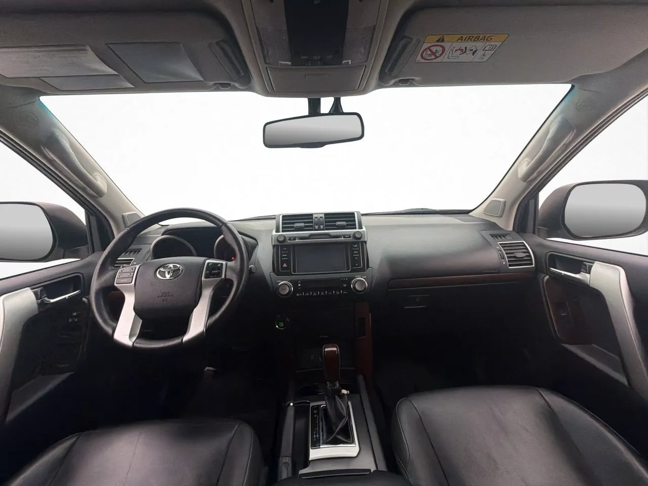 Vehicle image 11