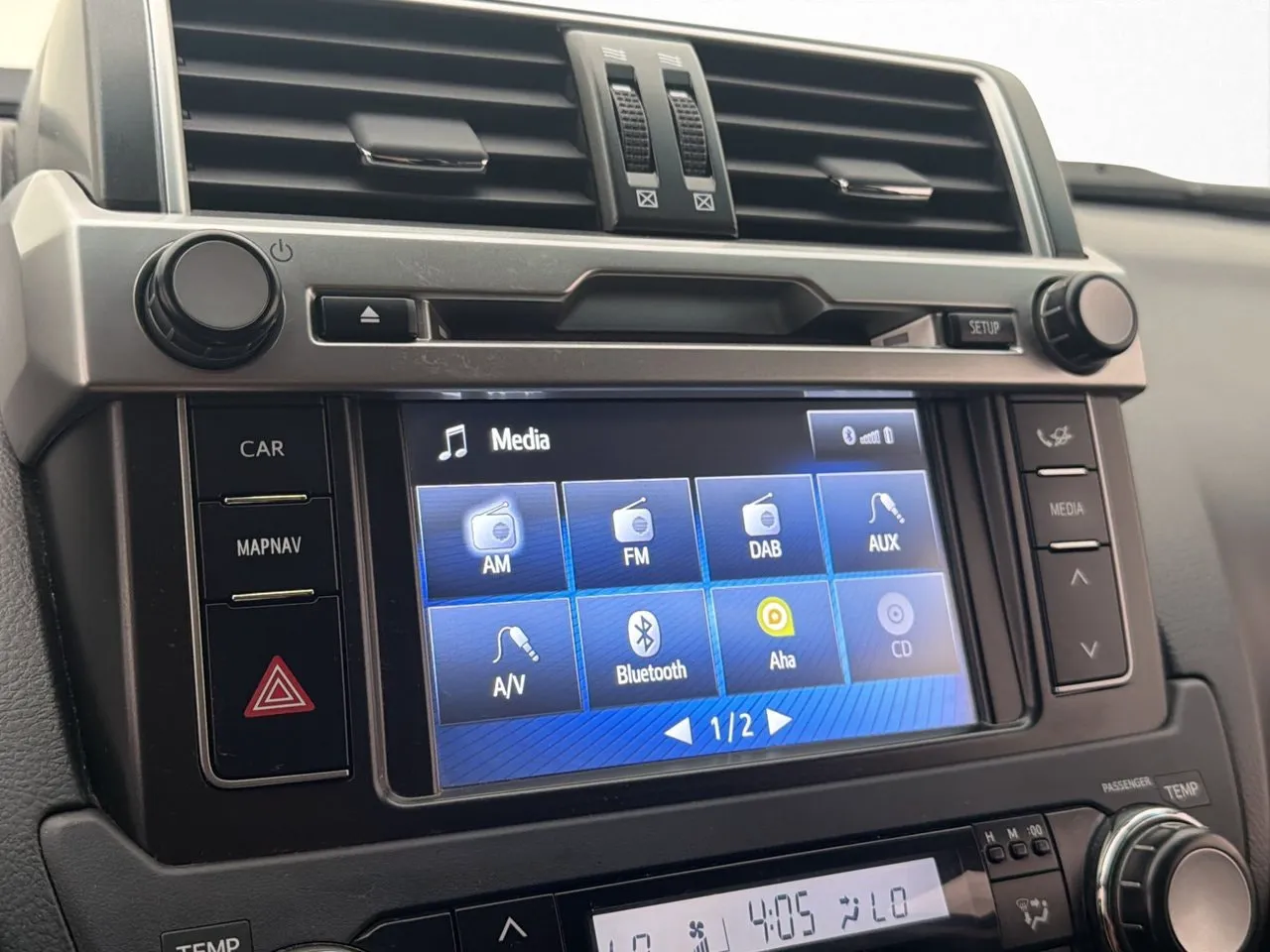 Vehicle image 20