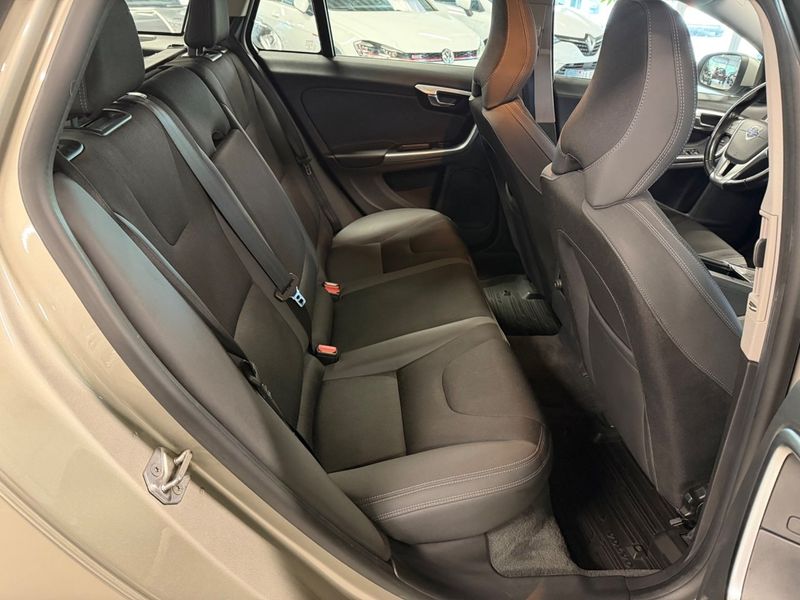 Volvo V60 bild 6