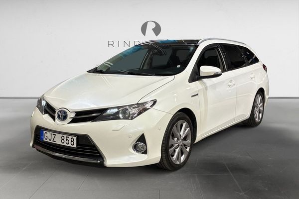 Toyota Auris Touring Sports Hybrid 136 HK AUT EXECUTIVE PDC PANO 16" - 2014