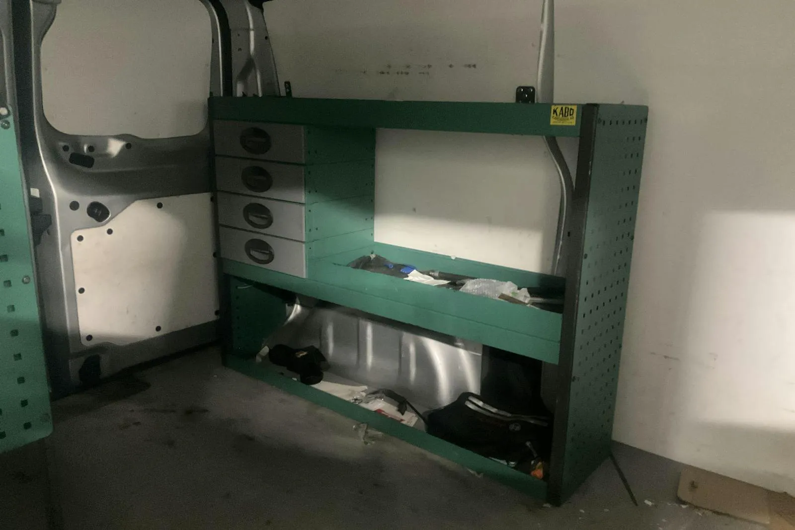 Vehicle image 14
