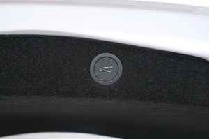 Tesla Model 3 bild 23