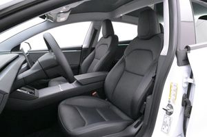 Tesla Model 3 bild 8
