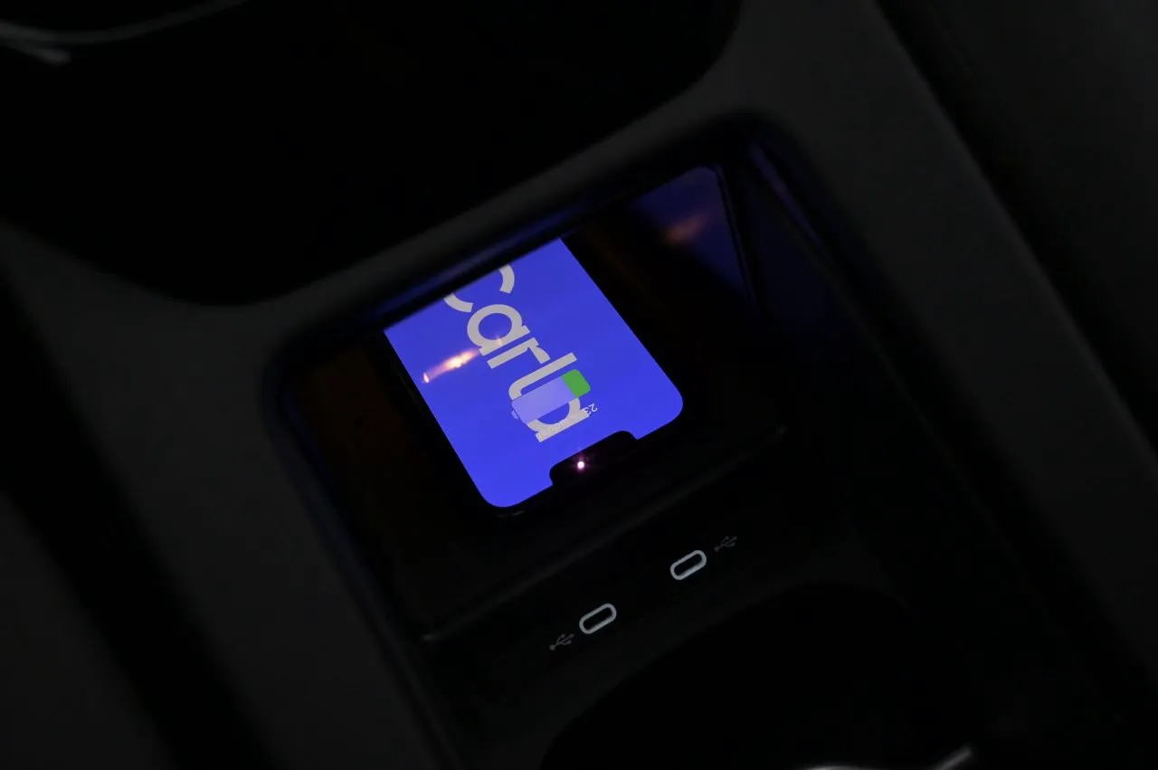Vehicle image 20