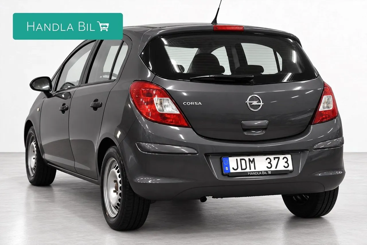 Vehicle image 5
