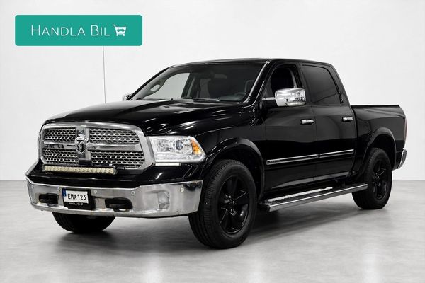 RAM 1500 Crew Cab 3.0 V6 4x4 Laramie Alpine 2 ägare Moms - 2014