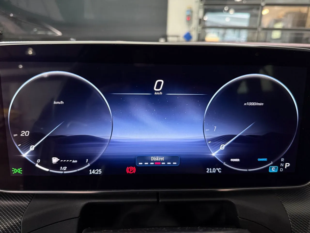 Vehicle image 20