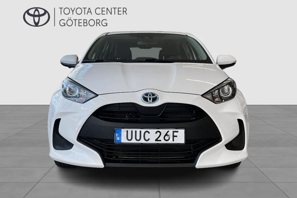 Vehicle image 7