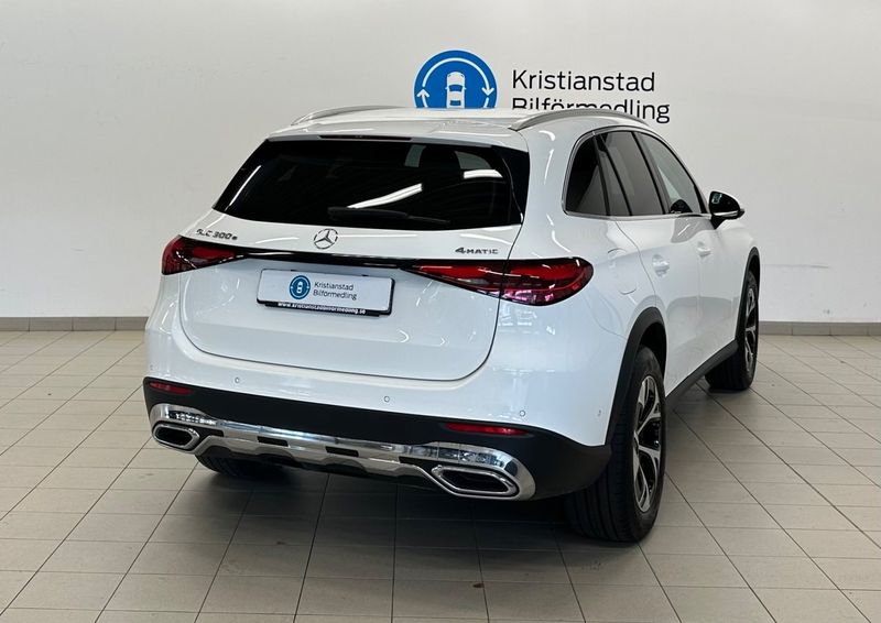 Mercedes GLC300 bild 8