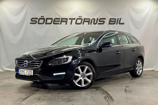 Volvo V60 D3 MOMENTUM VÄRMARE AUTOMAT BLUETOOTH MOMSBIL - 2017