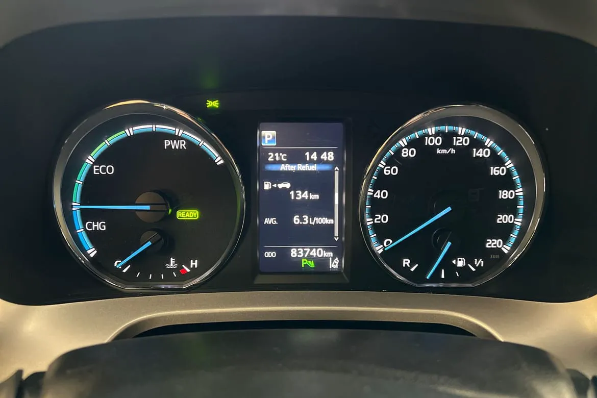Vehicle image 15