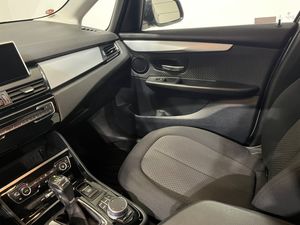 BMW 225 bild 15