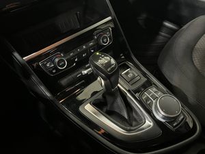 BMW 225 bild 16