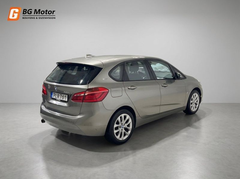 BMW 225 bild 4