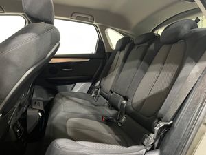 BMW 225 bild 10