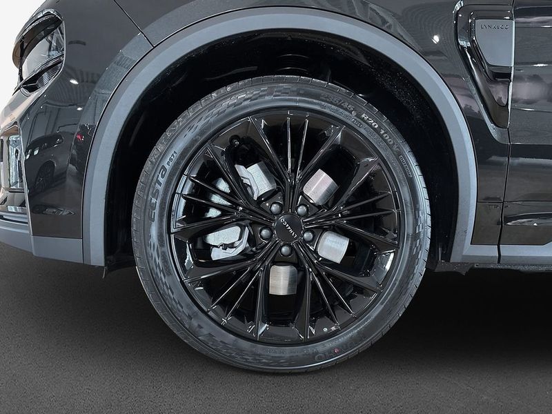 Lynk & Co 01 bild 5