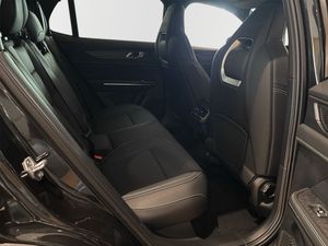 Lynk & Co 01 bild 8